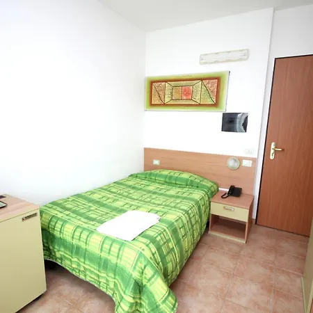 Hotel Alguer Готель Альгеро